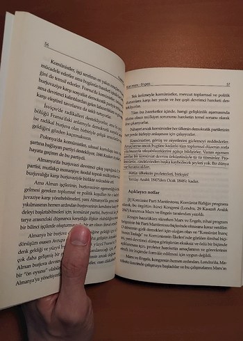 Komünist Manifesto - Karl Marx & Friedrich Engels - Görsel 3