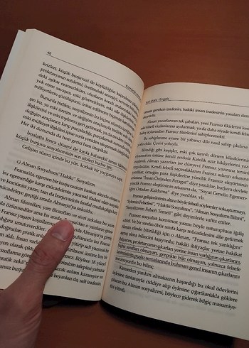 Komünist Manifesto - Karl Marx & Friedrich Engels - Görsel 4