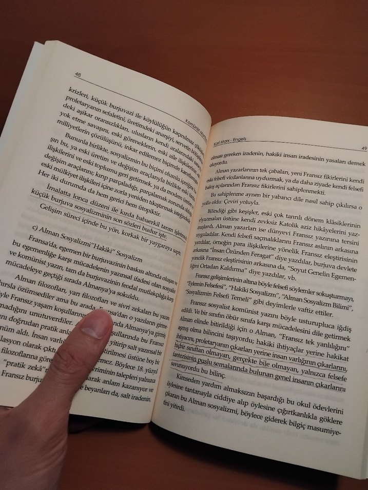 Komünist Manifesto - Karl Marx & Friedrich Engels - Görsel 4