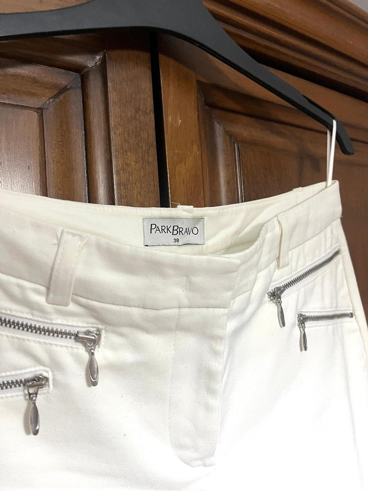 Kadın Beyaz Regular Fit Kumaş Pantolon - Görsel 2