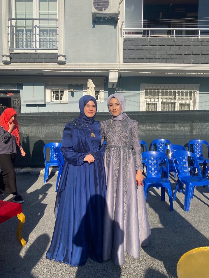 Uzun Kollu Lacivert Bohem Tesettür Abiye - Görsel 3