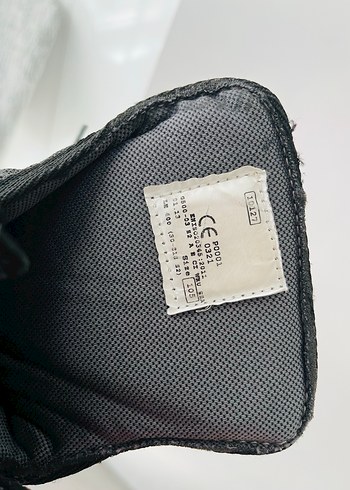 Siyah Bağcıklı Erkek Goth Bot - Görsel 4