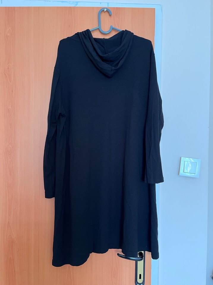 Siyah Kapüşonlu Fermuarlı Rahat Uzun Tulum Ceket - Görsel 4