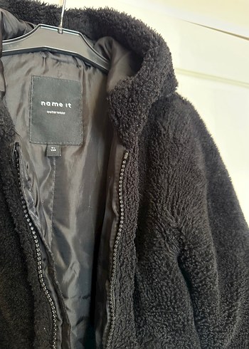 Kız Çocuk Siyah Kürklü Mont - Görsel 2