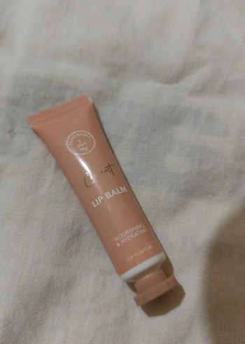 Besleyici Dudak Balmı - Görsel 2