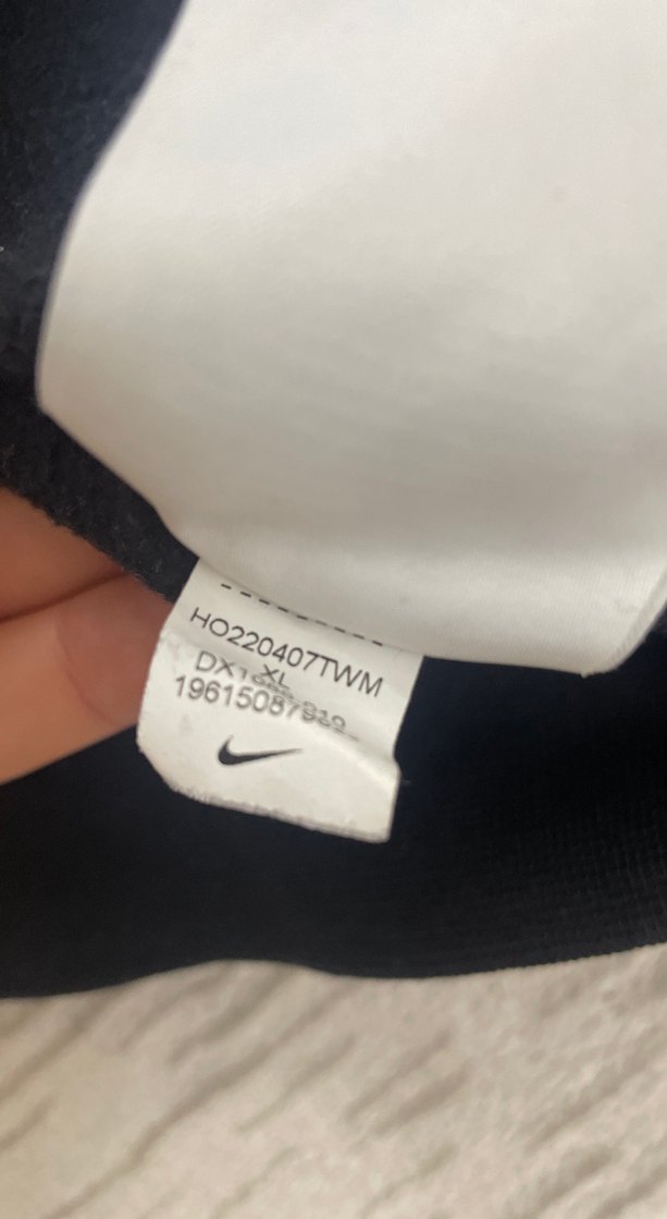 Nike Siyah Kapüşonlu Sweatshirt - Görsel 4