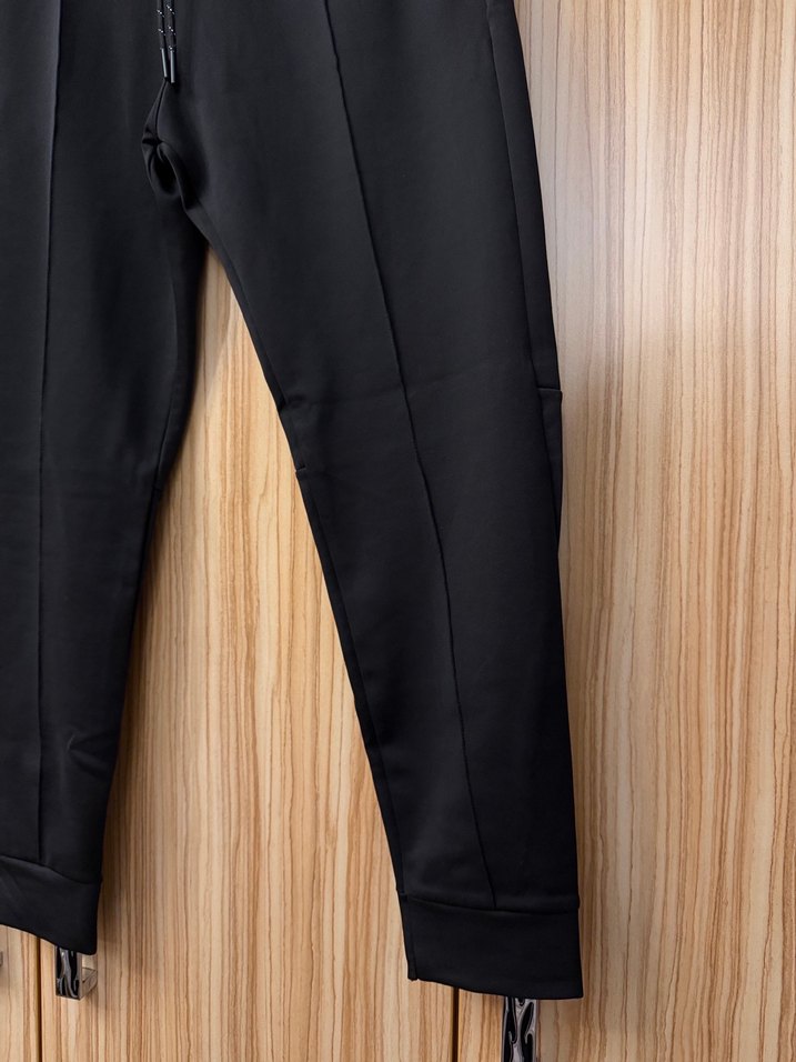 Siyah Fermuarlı Erkek  Eşofman - Görsel 3