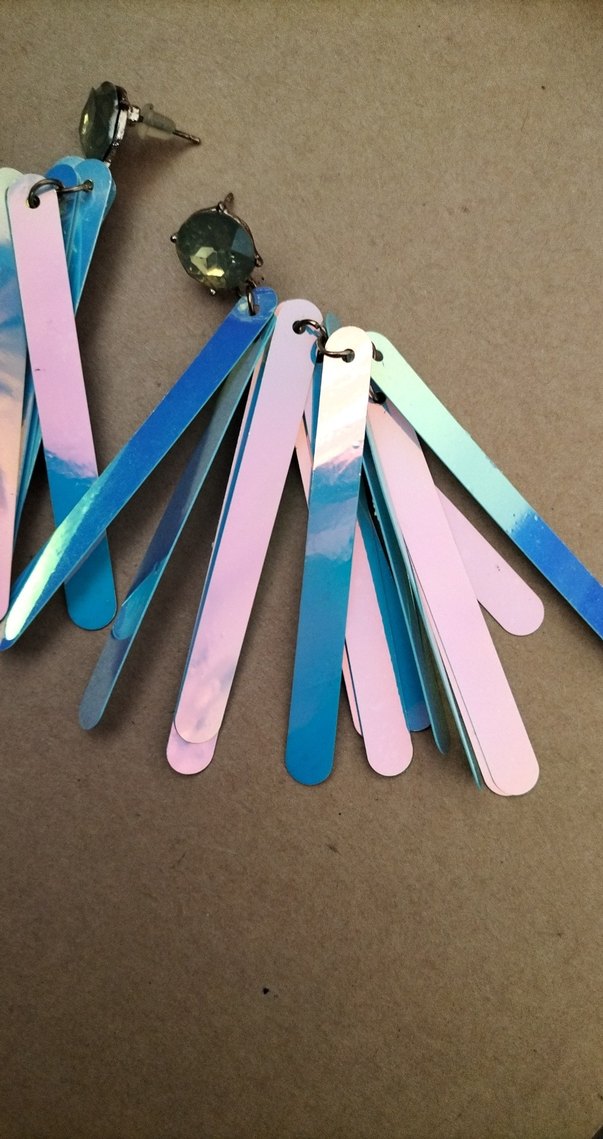 Renkli Püsküllü Uzun Kadın Küpeler - Görsel 2