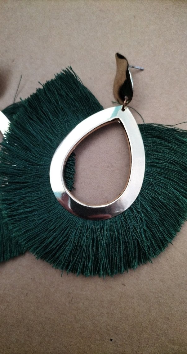 Uzun Püsküllü Yeşil Bohem Küpe - Görsel 2