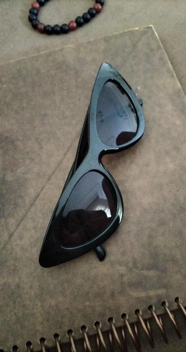 Şeffaf Siyah Retro Gotik Kadın Güneş Gözlüğü - Görsel 2