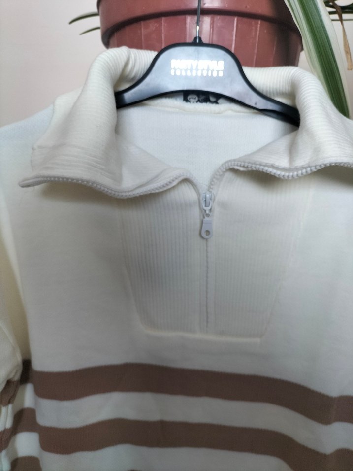 Çizgili Kahverengi-Beyaz Triko Kadın Kazak - Görsel 2