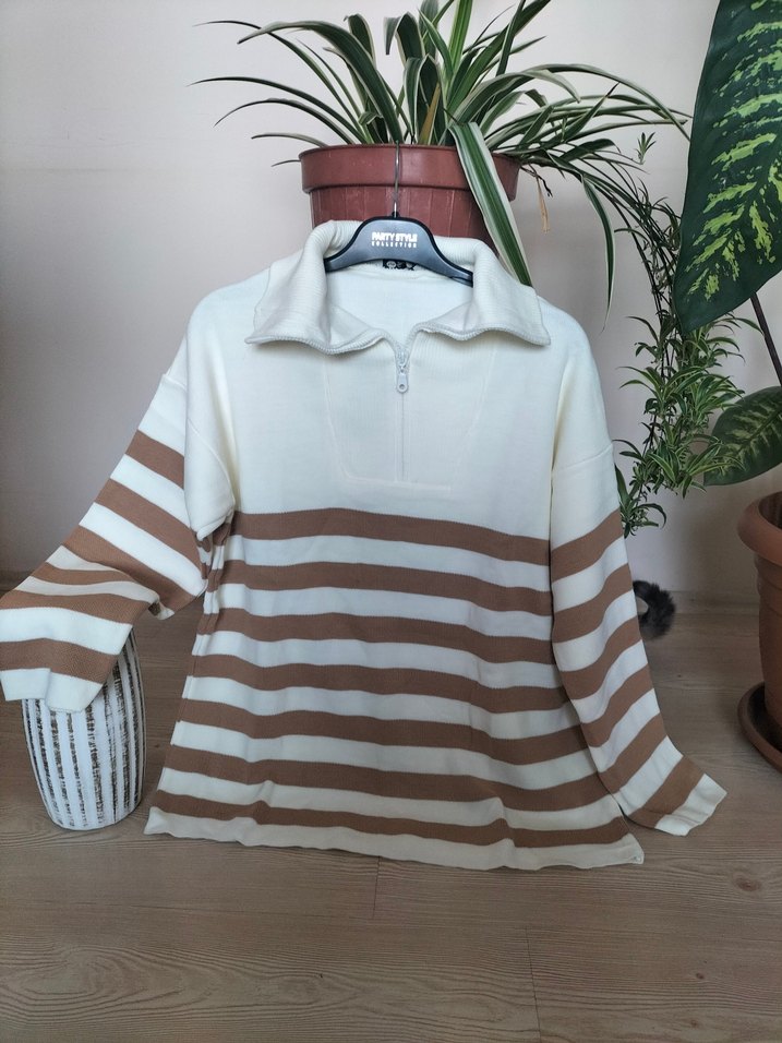 Çizgili Kahverengi-Beyaz Triko Kadın Kazak - Görsel 4