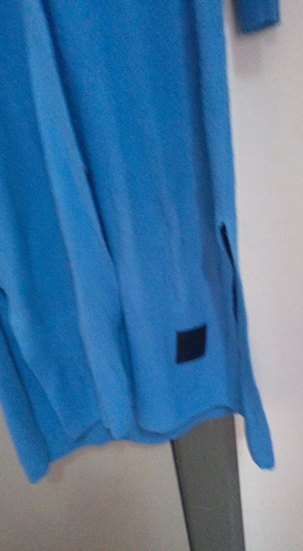 Mavi Uzun Düğmeli Kadın Hırka - Görsel 5