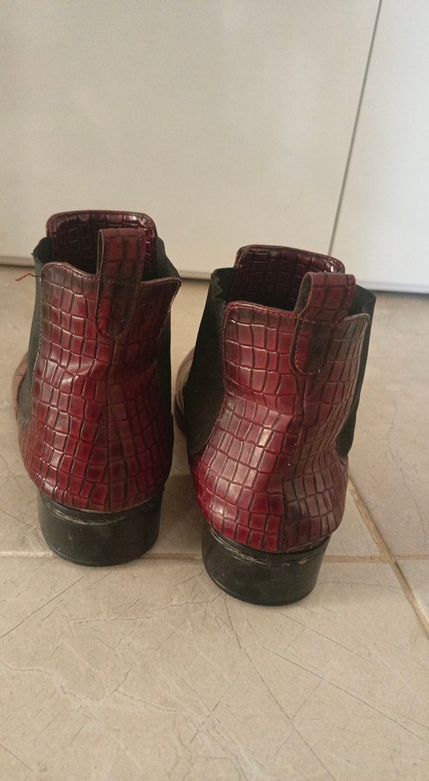 Bordo Deri Yılan Desenli Topuklu Bot - Görsel 3