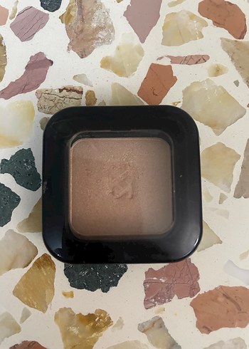 Kiko Milano- High Pigment Eyeshadow- 21 Metallic Rosy Beige - Görsel 3