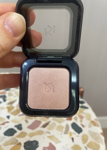 Kiko Milano- High Pigment Eyeshadow- 21 Metallic Rosy Beige - Görsel 2