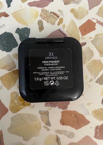 Kiko Milano- High Pigment Eyeshadow- 21 Metallic Rosy Beige - Görsel 4