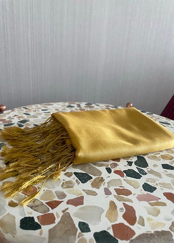 Gold Renk İpek Şal - Görsel 2