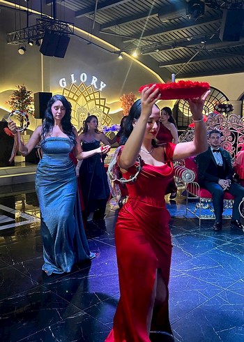 Bebek Mavisi Drapeli Uzun Straplez Abiye Elbise - Görsel 2