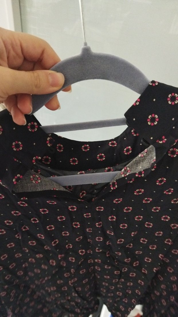 Uzun Kollu Siyah Bağlama Desenli Bluz - Görsel 2