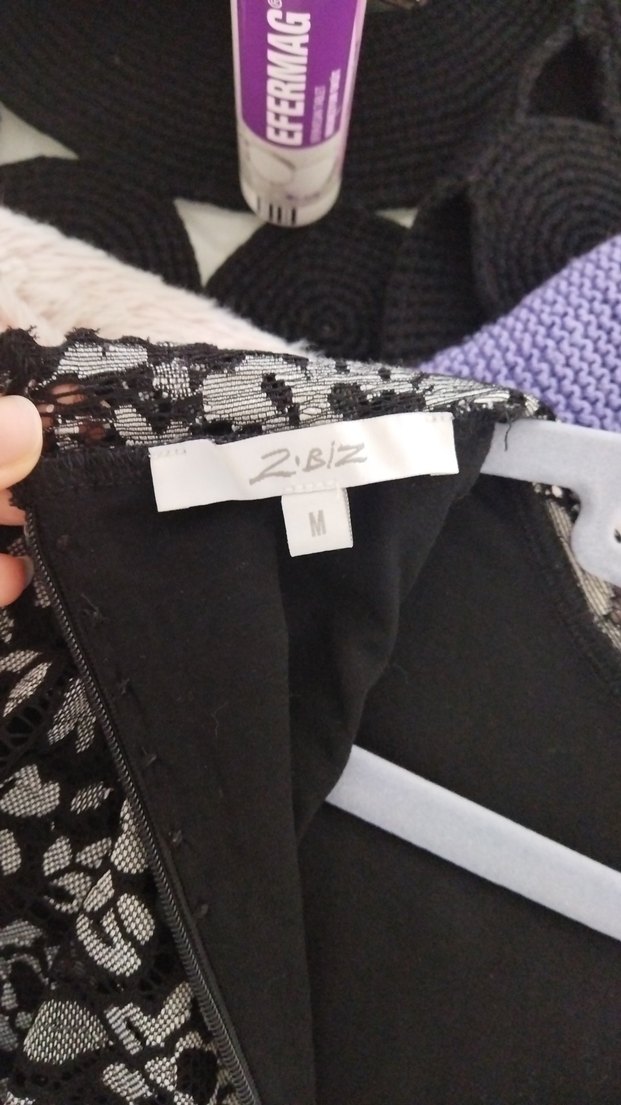 Dantel Detaylı Uzun Siyah Desenli Elbise - Görsel 3