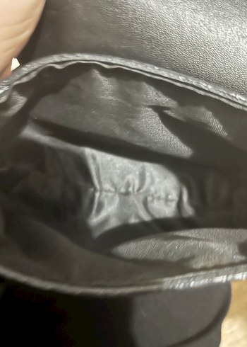 Zincir Detaylı Siyah minik çanta - Görsel 3