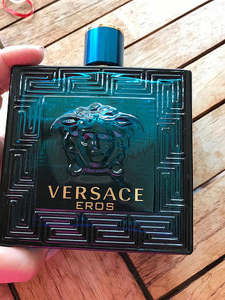 Versace eros parfüm şişesi