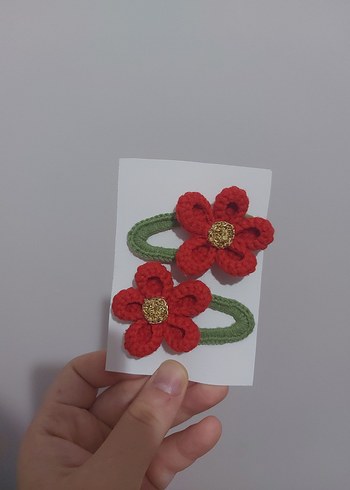 Beden Turuncu Örgü Çiçekli Çocuk Toka Seti