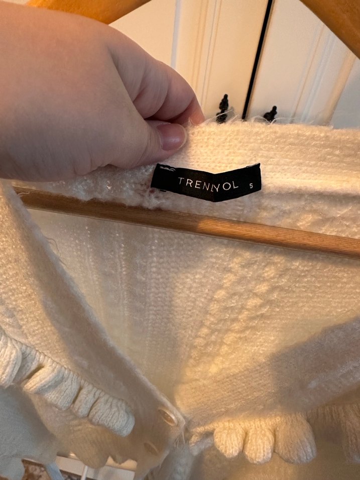 Kadın Beyaz Örgü Hırka - Görsel 2