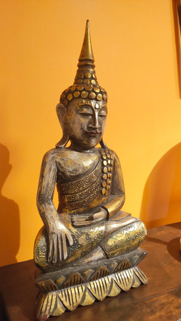 Parlak Altın Renkli Budha Figürü - Görsel 3