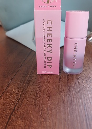 w7 Cheeky Dip allık think twice rengi - Görsel 2