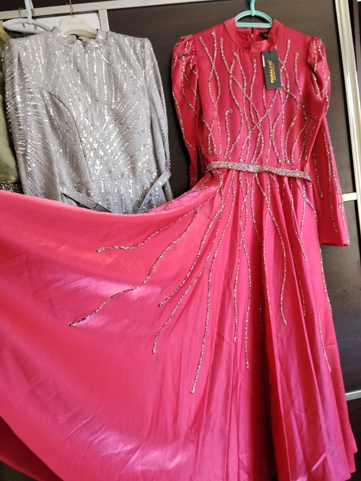 Bordo Uzun Kollu İşlemeli Abiye Elbise - Görsel 3