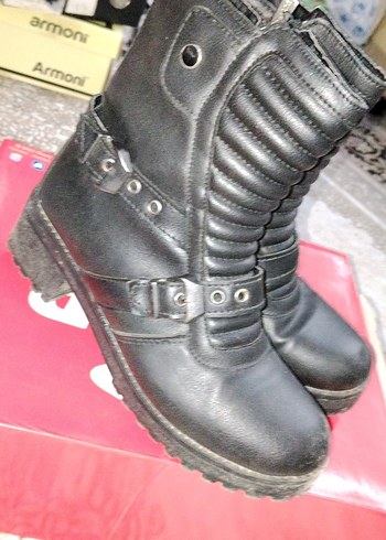 Kemerli Siyah Yüksek Topuklu Biker Bot - Görsel 2