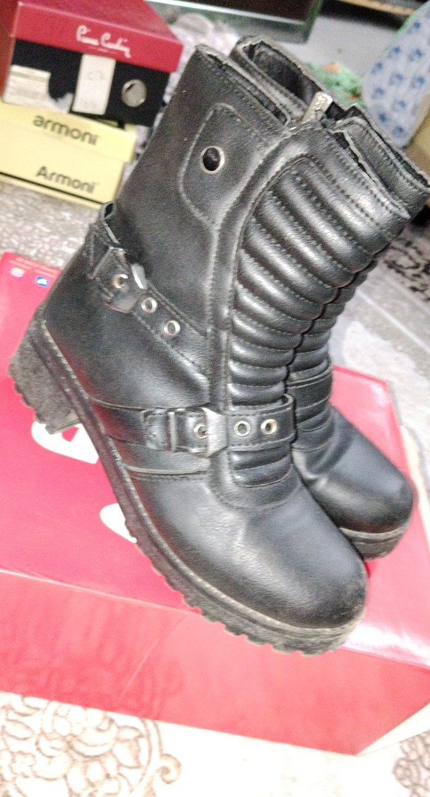 Kemerli Siyah Yüksek Topuklu Biker Bot - Görsel 2