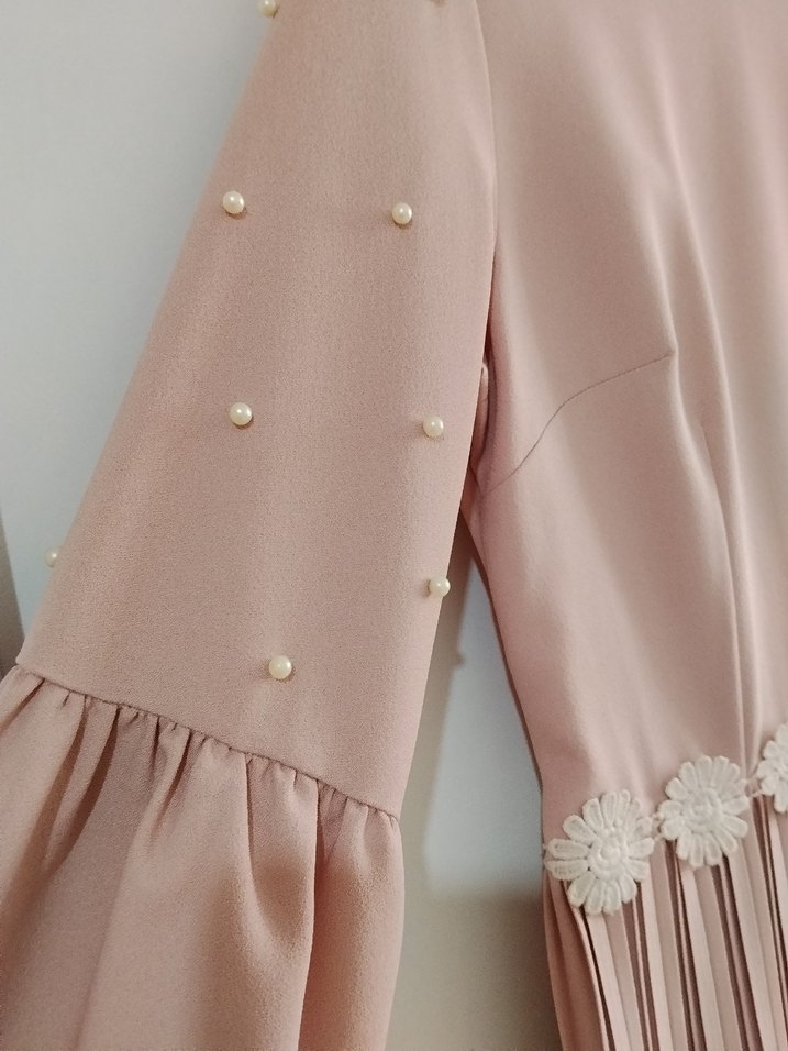 Piliseli Uzun Pudra Elbise - Görsel 3