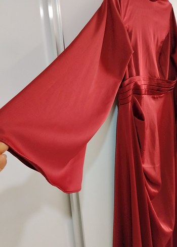 Bordo Uzun Drapeli Yüksek Yakalı Kadın Abiye Elbise - Görsel 2