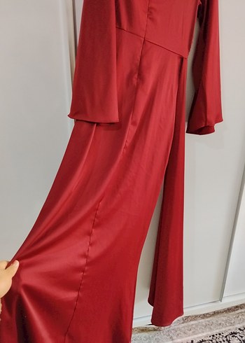 Bordo Uzun Drapeli Yüksek Yakalı Kadın Abiye Elbise - Görsel 6