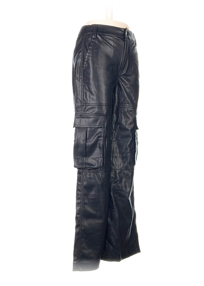 Bershka Düz Kesim %70 İndirimli. - Görsel 2