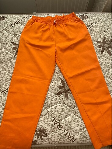 Orange havuç pantolon