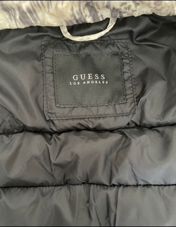 Yılan Desenli Gri Fermuarlı Guess Kadın Ceket - Görsel 5