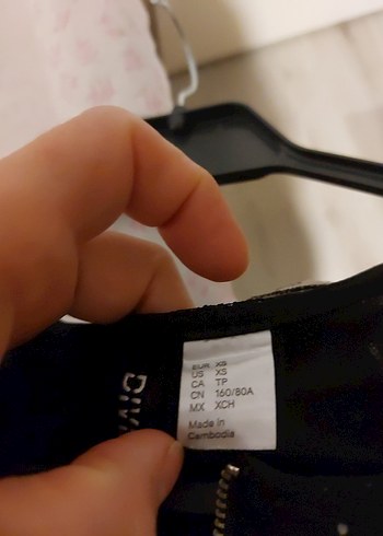 H&M Siyah Fermuarlı Midi Mezuniyet Elbisesi - Görsel 3