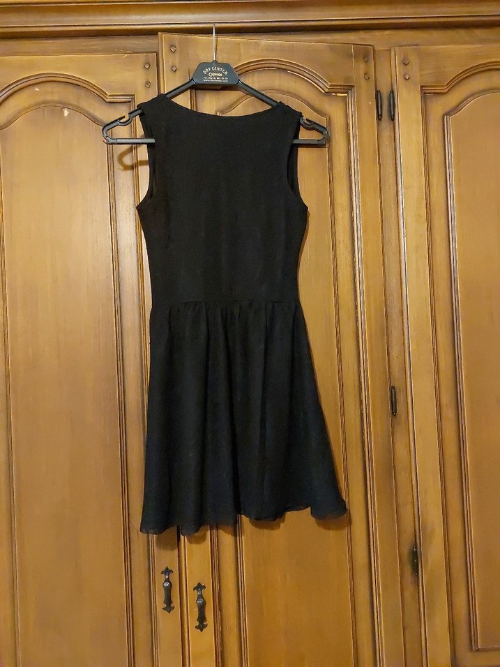 H&M Siyah Fermuarlı Midi Mezuniyet Elbisesi - Görsel 2