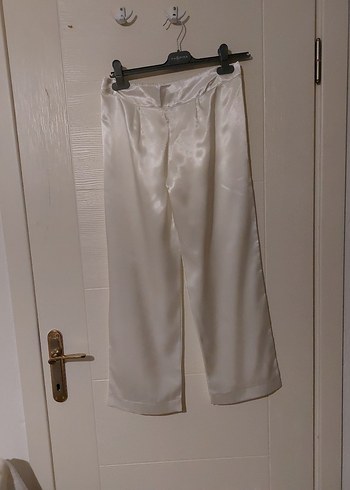 Beyaz Saten 4 lü takım gecelik sabahlık - Görsel 7