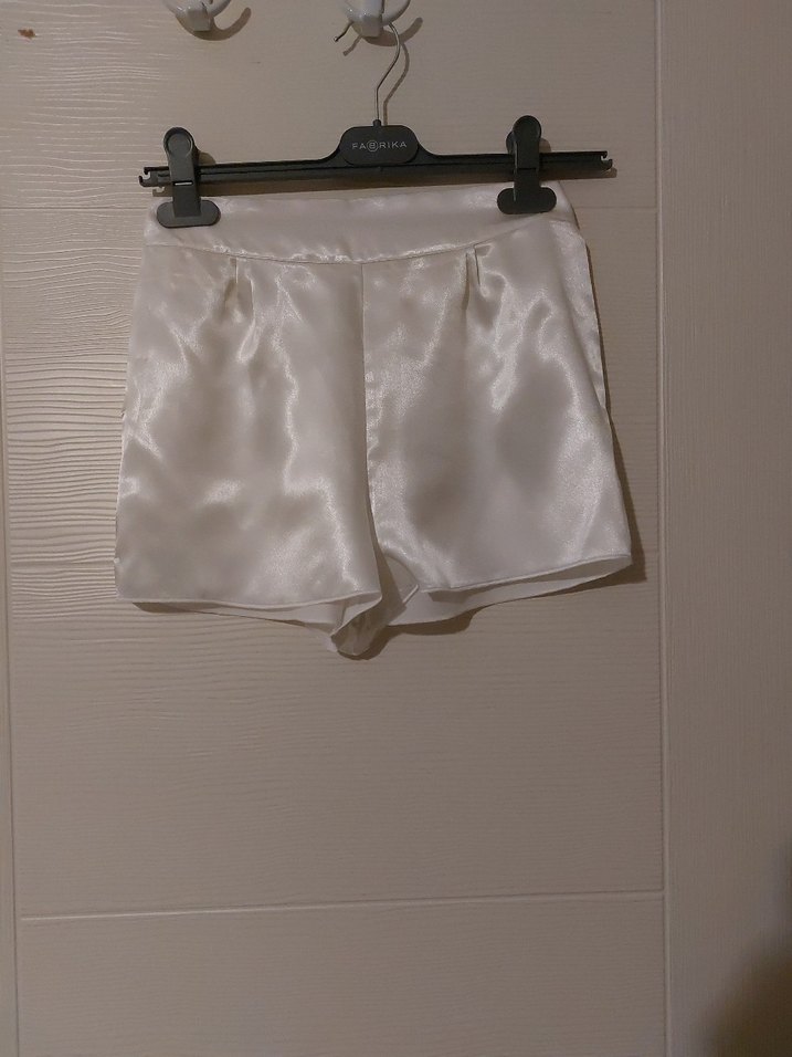 Beyaz Saten 4 lü takım gecelik sabahlık - Görsel 5