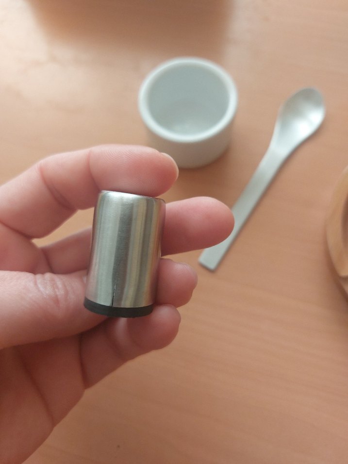 Beyaz Seramik Yumurtalık ve Ahşap Tabak Seti - Görsel 5