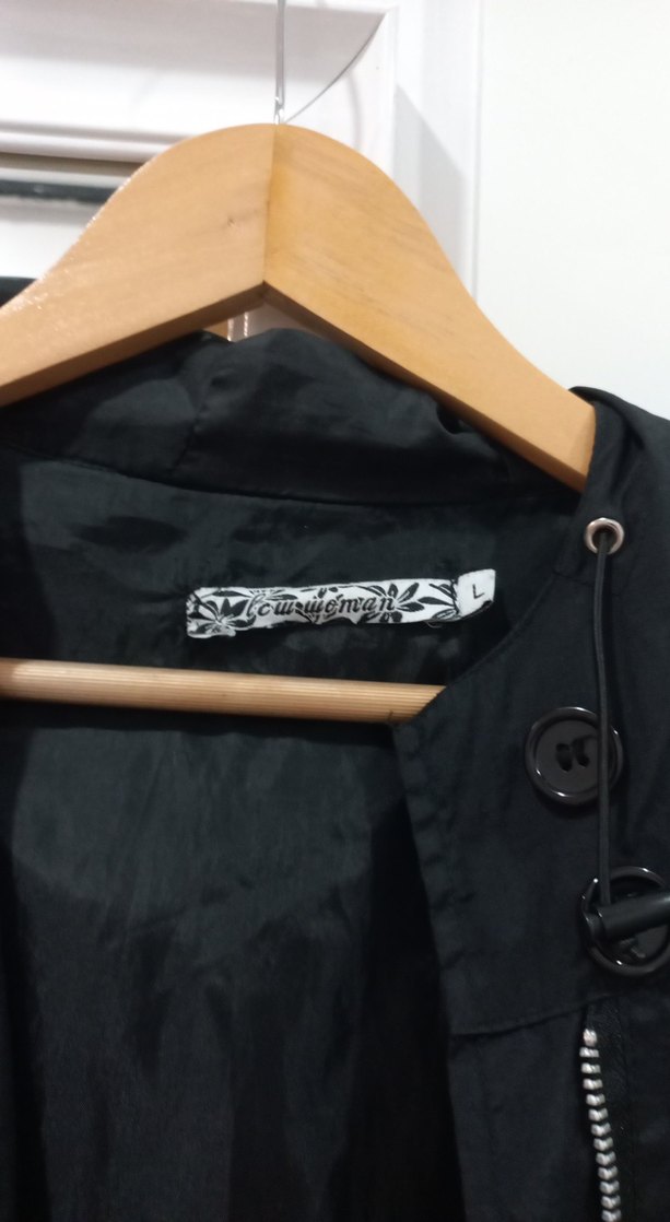 Dikişsiz Siyah kadın Midi Yağmurluk - Görsel 3