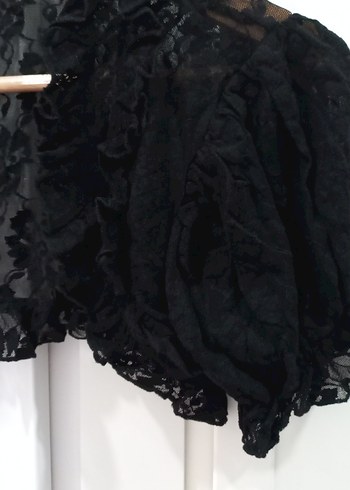 Dantel Detaylı Siyah Gotik Bluz - Görsel 2