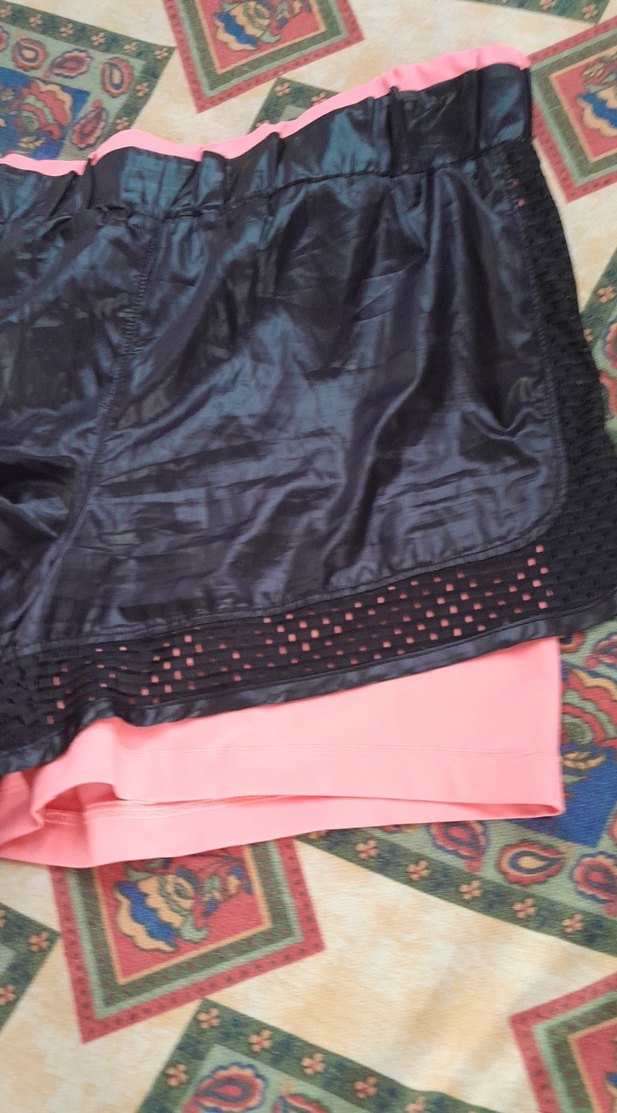 Dantelli Siyah-Pembe Mini Spor Hamile Şortu - Görsel 2