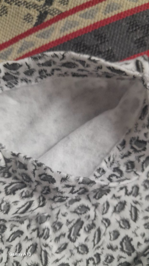 Yılan Desenli Kadın penyeKumaş Pijama - Görsel 2