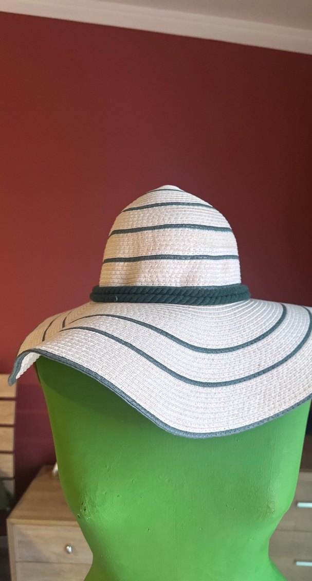 Mudo Volanlı Bohem Kadın Şapka - Görsel 5